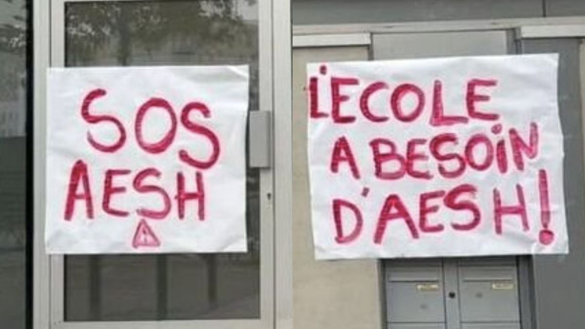 Banderoles accrochées sur la façade d'une école de Champigny-sur-Marne