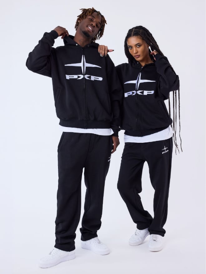 des vêtements sur le site PXP