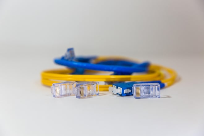un cable ethernet