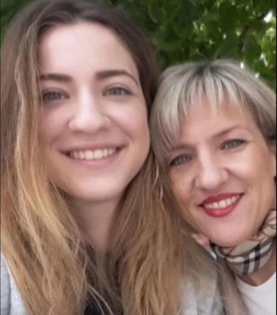 Garifallia Psarrakou (&agrave; gauche) et sa m&egrave;re