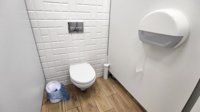 Des toilettes au bureau