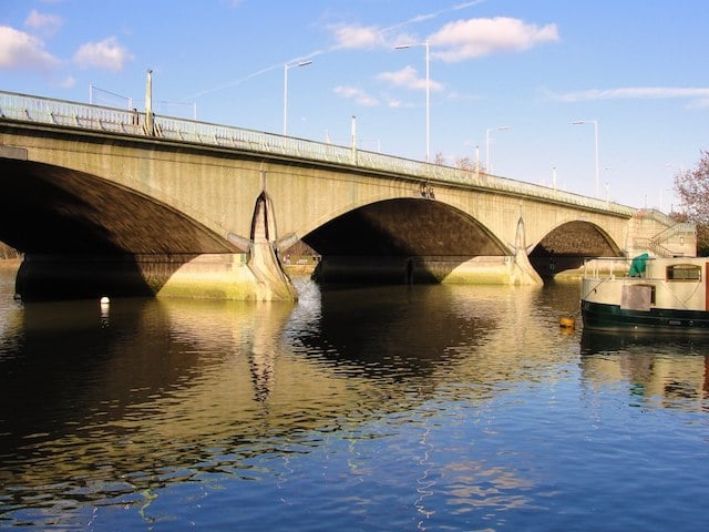 Twickenham Bridge, au sud-ouest de Londres