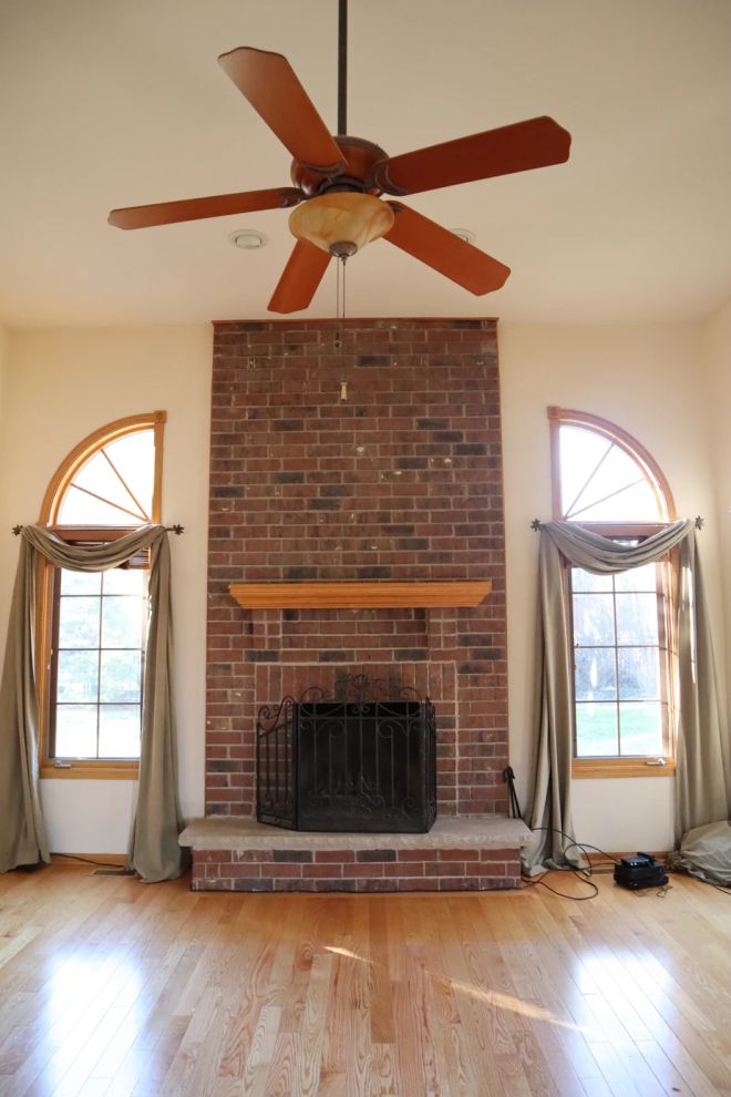 Le salon avant r&eacute;novation