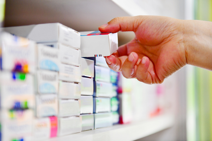 Des m&eacute;dicaments en pharmacie