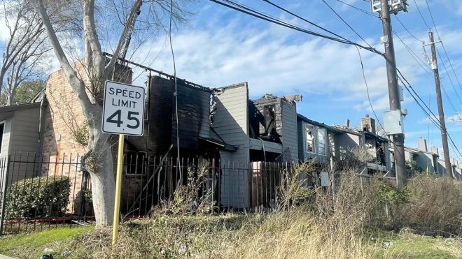 Le b&acirc;timent d&eacute;truit