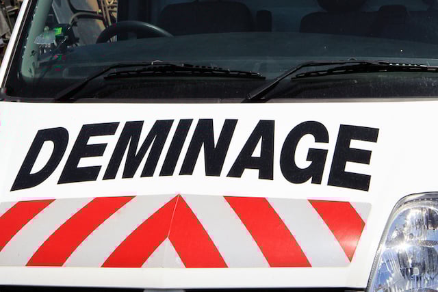 V&eacute;hicule de d&eacute;minage 