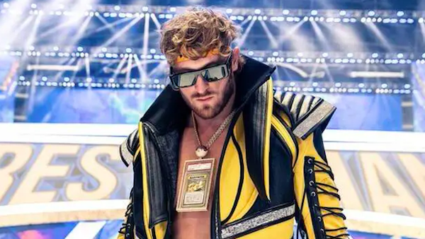 Logan Paul et sa carte Pokémon Illustrator