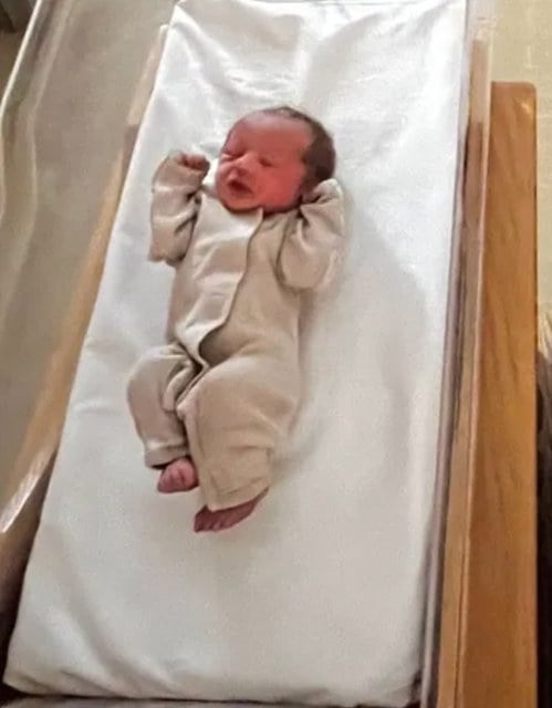 Le deuxi&egrave;me nouveau-n&eacute;