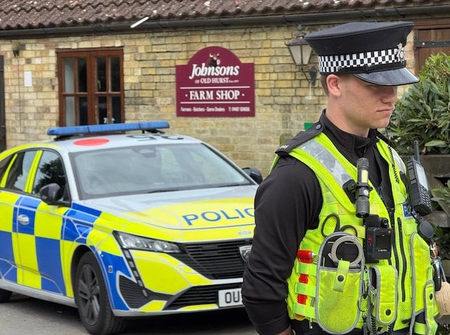 Un officier de police au  zoo Johnsons of Old Hurst