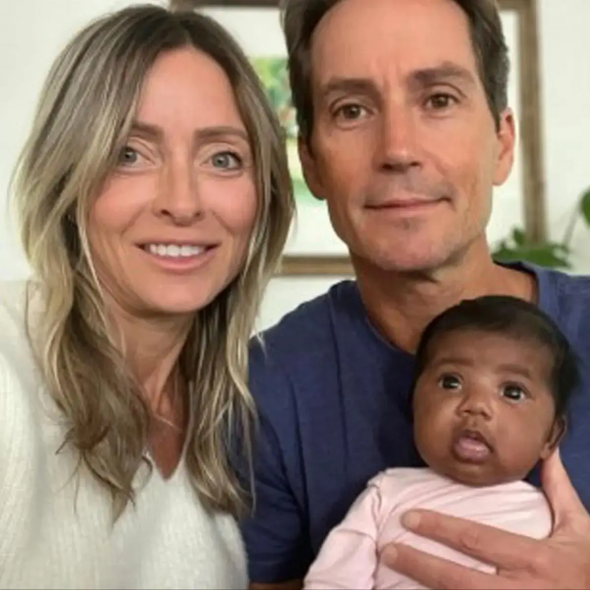 Tiffany Score et Steven Mills et leur fille Shea