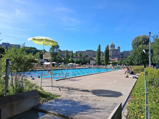 La piscine Marzili &agrave; Berne