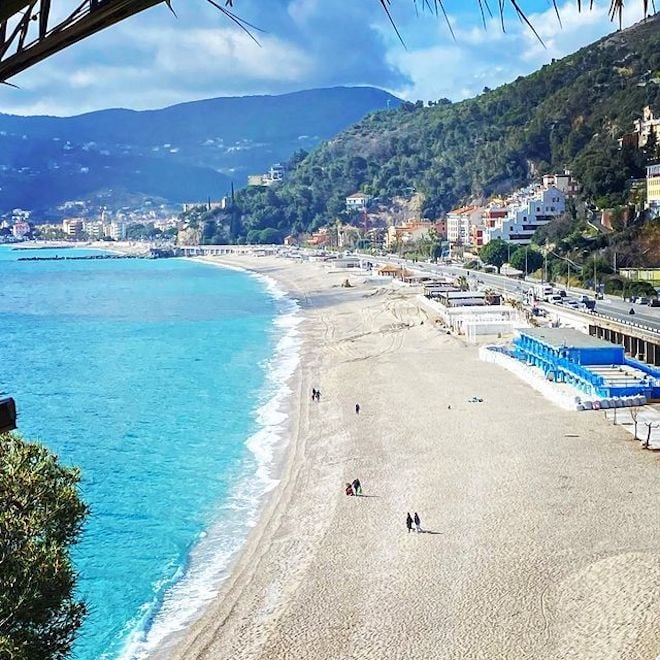 Une plage &agrave; Savone