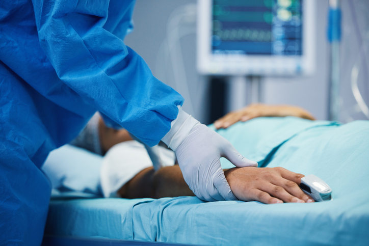 Un patient en fin de vie &agrave; l'h&ocirc;pital 