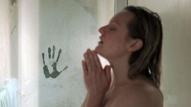 Elisabeth Moss dans Invisible Man