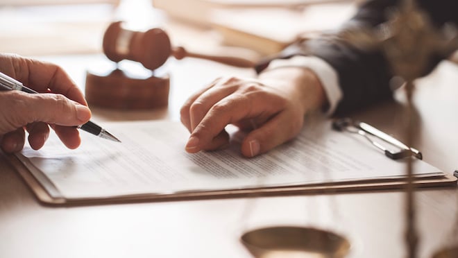 Un accord au proc&egrave;s