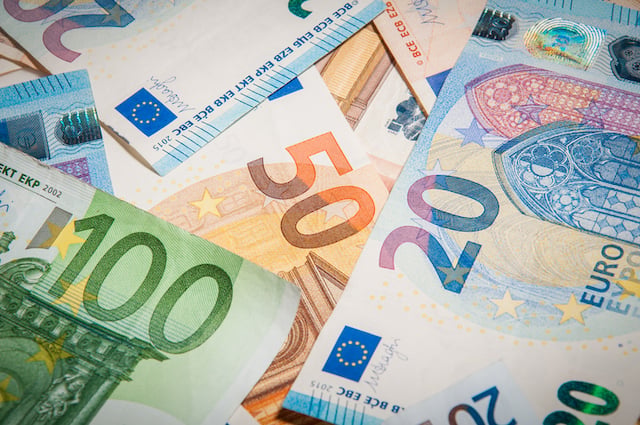 Des billets en euro