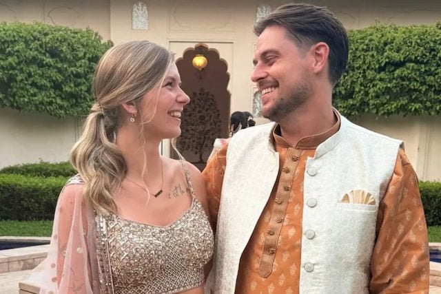 Abby Finn et son compagnon Luke lors de leur voyage en Inde