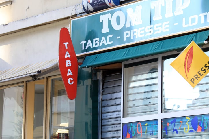 Un bureau de tabac