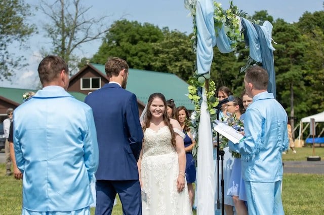 Mike Missroon et Megan Walsh le jour de leur mariage 