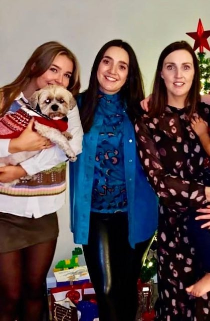 Ella Hendricken, Niamh Kinsella and Alma Kinsella 