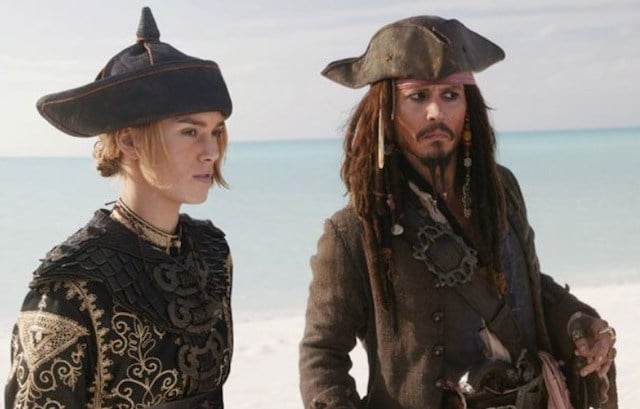 Johnny Depp et Keira Knightley dans Pirates des Cara&iuml;bes : Jusqu'au Bout du Monde 
