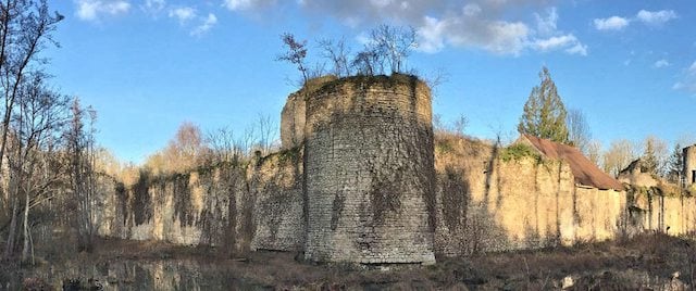 Vue des courtines sud et ouest