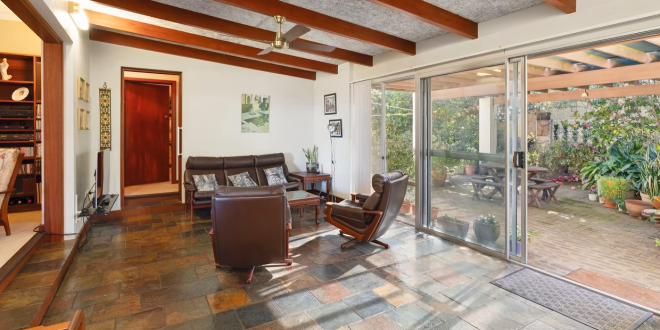 L'int&eacute;rieur de la maison d'Elaine