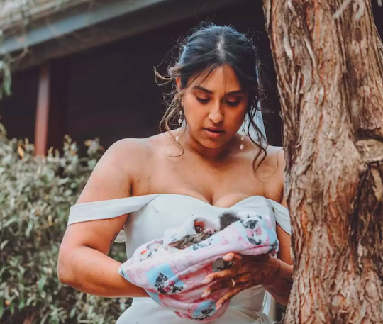 PJ Dhaliwal sauve un opossum &agrave; son mariage