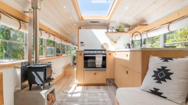 L'int&eacute;rieur du bus
