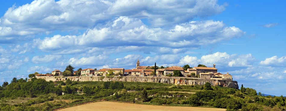 Le village de Lussan