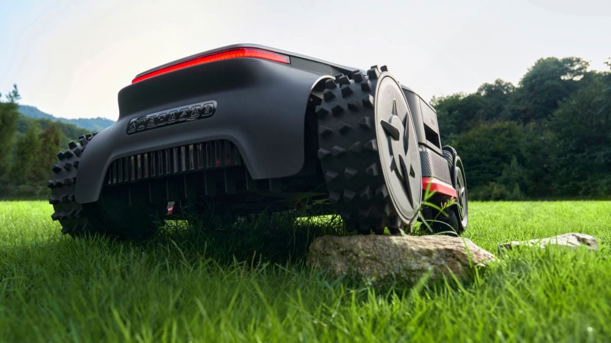 Robot tondeuse de la s&eacute;rie A3 AWD Pro, lanc&eacute;e par Dreame Technology