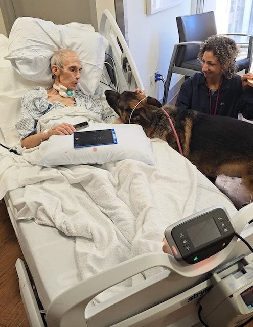 M. Spencer et ses deux chiens 