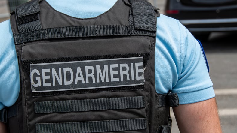 Un gendarme en intervention 
