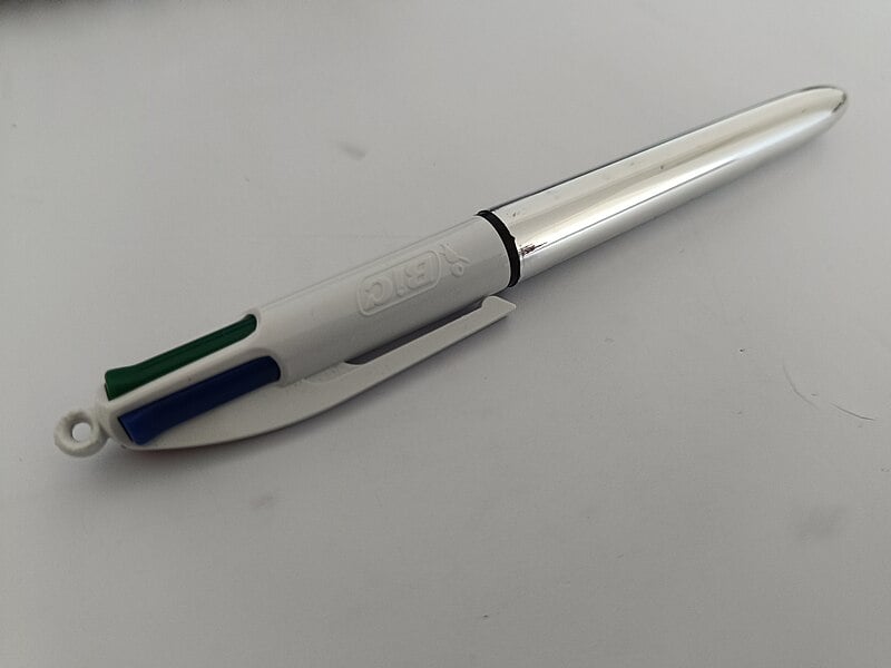 Stylo Bic 4 couleurs Brillant