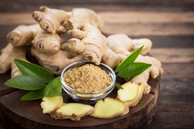 gingembre frais et en poudre