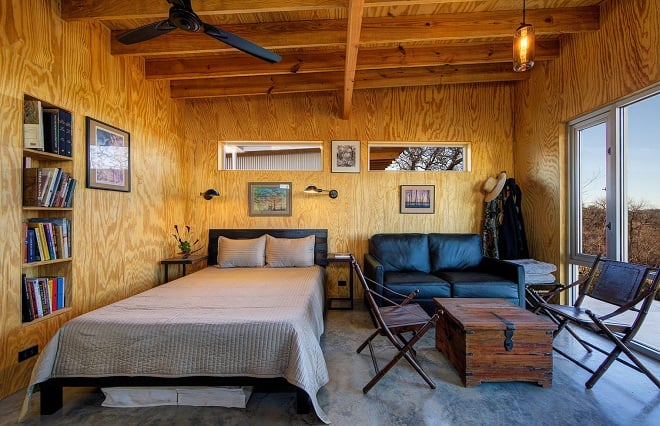 Chambre des tiny houses du Llano Exit Strategy