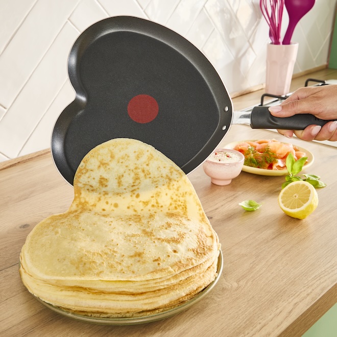 poêle en coeur de Tefal