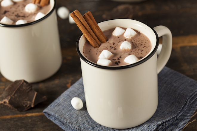 Du fromage dans du chocolat chaud : l'étonnante recette qui fait le buzz  sur TikTok !