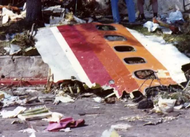D&eacute;bris du vol 182 apr&egrave;s son crash 