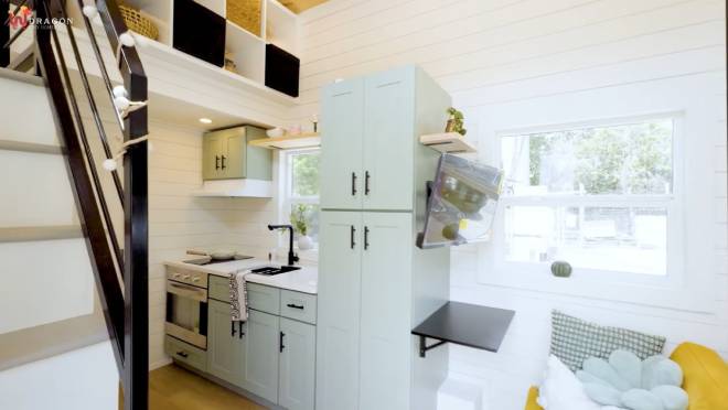 Entr&eacute;e de la tiny house Genesis
