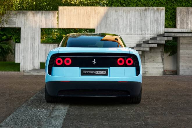Voiture &eacute;lectrique Luce de Ferrari arri&egrave;re
