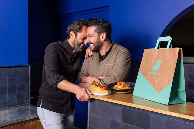les chefs Denny Imbroisi et Yoni Saada pour Deliveroo