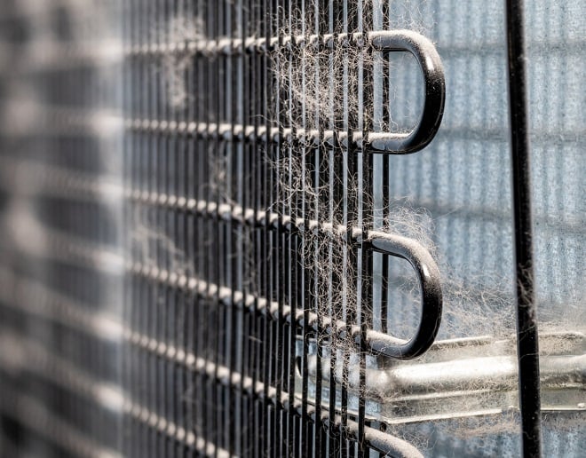 Grille de refroidissement avec poussière