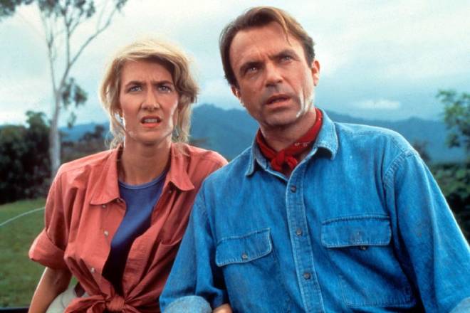 Laura Dern et Sam Neill dans Jurassic Park