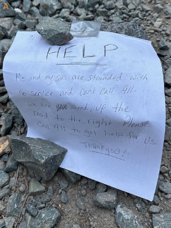 Message à l'aide trouvé dans une forêt