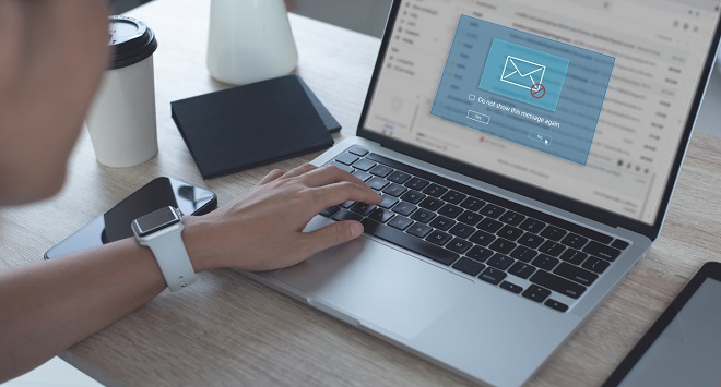 Spam bloqué dans une boîte mail