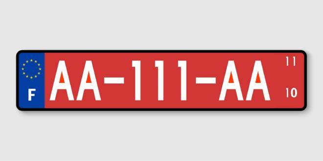 Plaque d'immatriculation rouge