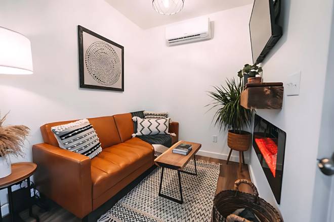 Salon dans la tiny house Luna Cottage