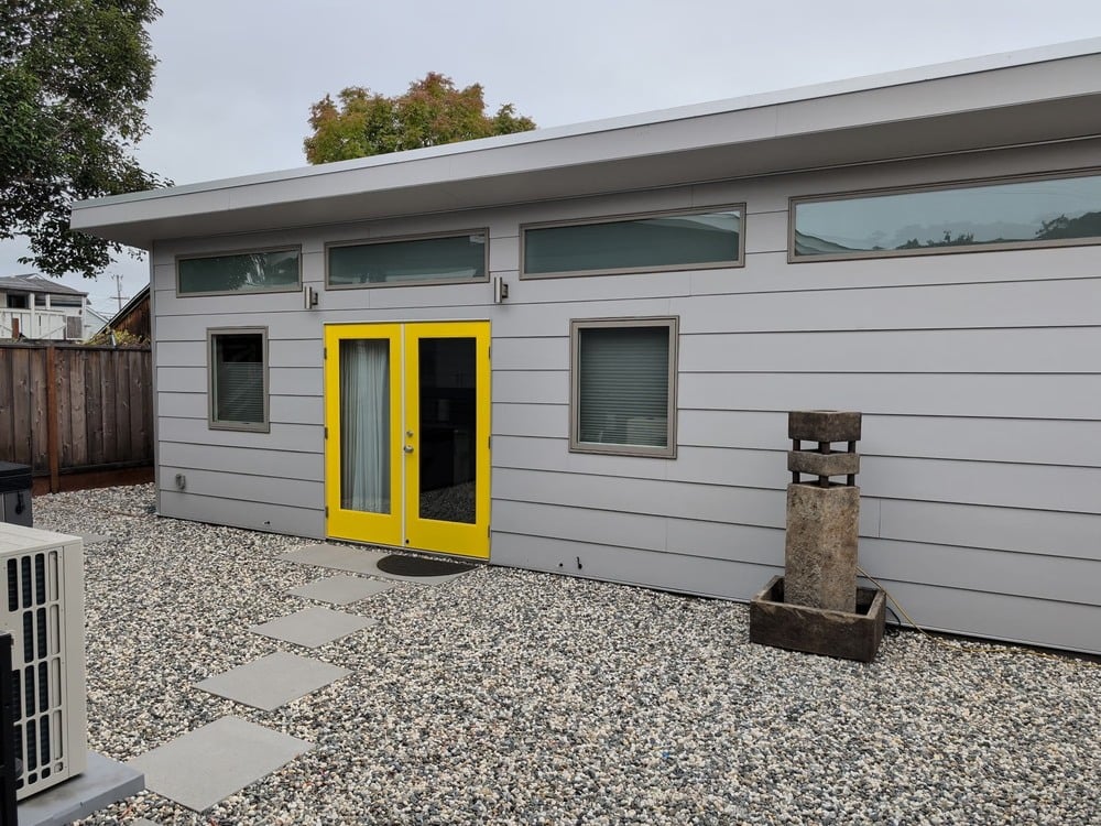 Tiny house