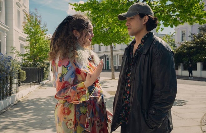 Extrait tiré de Too Much